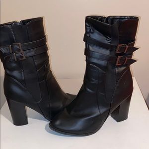 Sachi Block-Heel Mid-Shaft Boots
